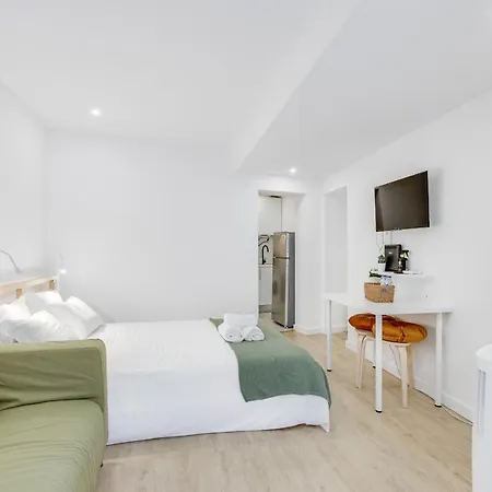 Condessa 29 E 33 * Lisboa